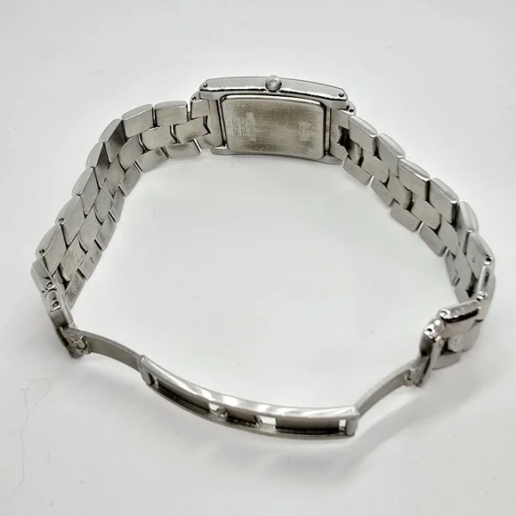 ✨️Bulova✨️ Classic Blue Dial Watch - Picture 6 of 11